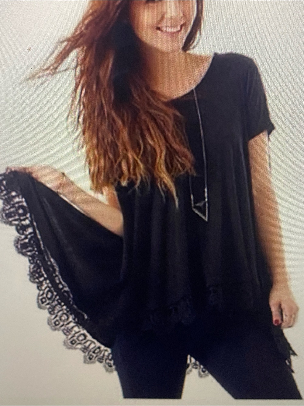 LF Emma & Sam Black Lace-Hem crochet Short Sleeve hi low black Tunic OS